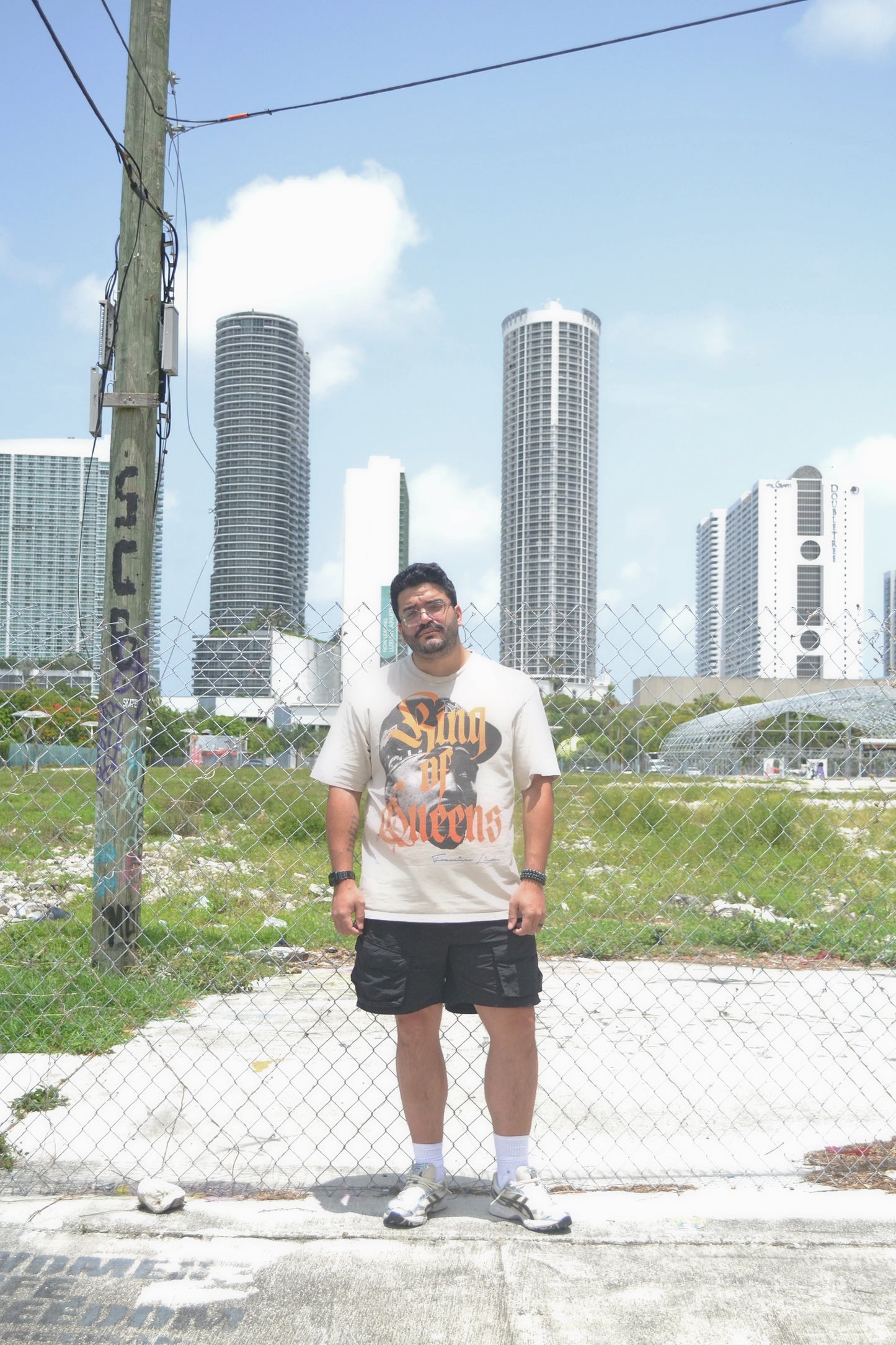 King of Queens (Acid Wash Oversized)